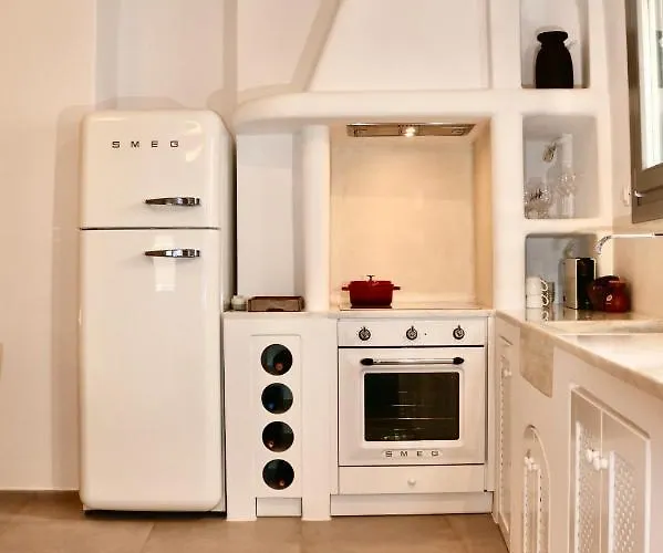 Kounelia Luxury Semesterbostad